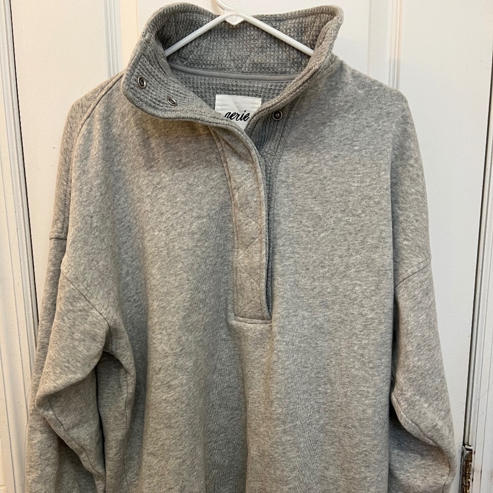 Aerie Getaway Quarter-Snap sweatshirt NWT